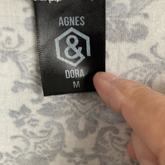 Agnes and Dora knee length sweater size medium - Picture 2 of 6